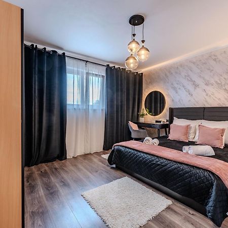 Guesthouse Kod Spavalice 维尔 外观 照片