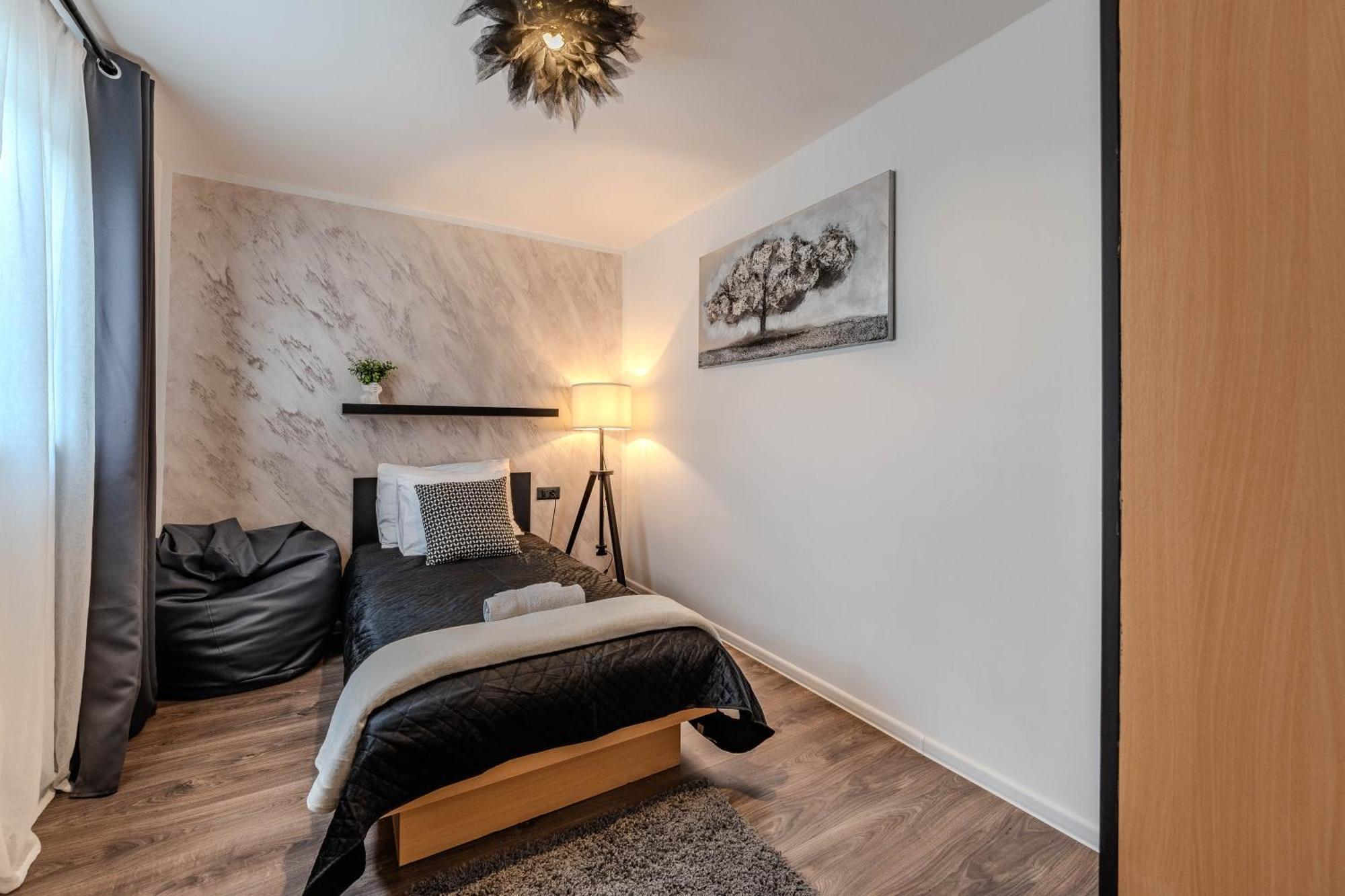 Guesthouse Kod Spavalice 维尔 外观 照片